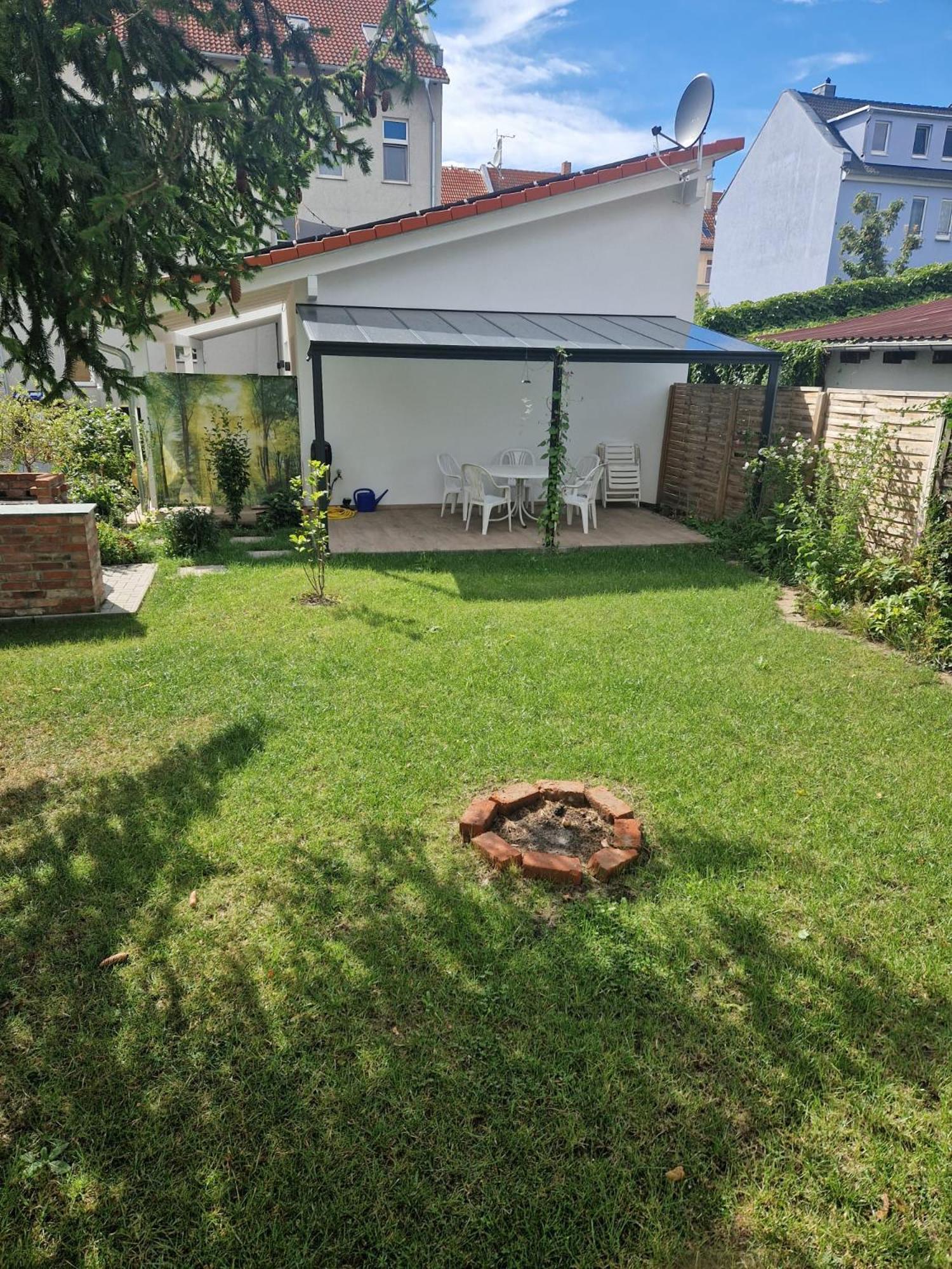 Auszeit2 Erfurt - Stilvolle Dachwohnung Mit Parkplatz - Zentrumsnah Exterior photo