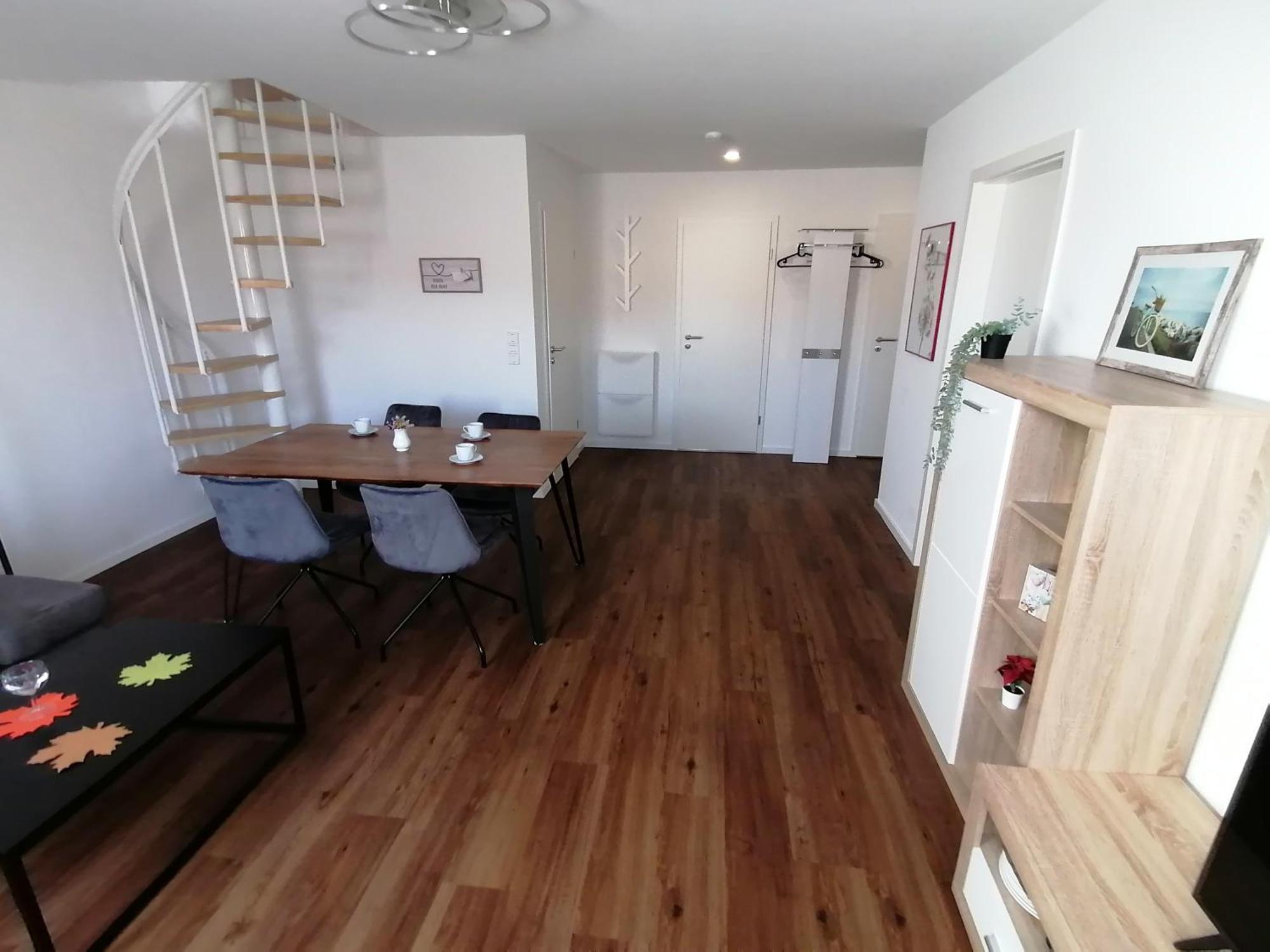 Auszeit2 Erfurt - Stilvolle Dachwohnung Mit Parkplatz - Zentrumsnah Exterior photo