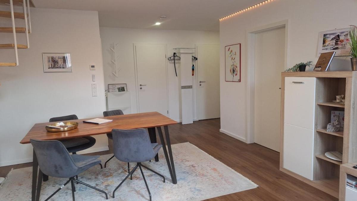Auszeit2 Erfurt - Stilvolle Dachwohnung Mit Parkplatz - Zentrumsnah Exterior photo
